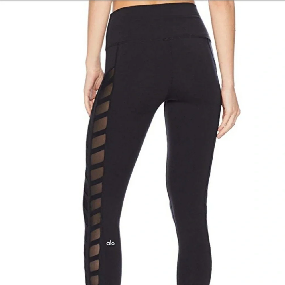 🆕 Alo Yoga Black Chevron Airbrushed High Waist Cropped Leggings Women’s Size XS